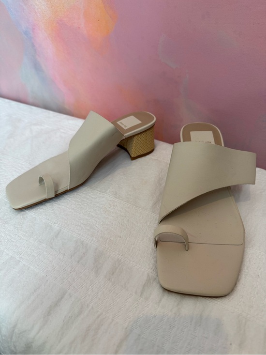 Dolce Vita Shoes - Dolce Vita Off-White Toe-Loop Slide Sandals